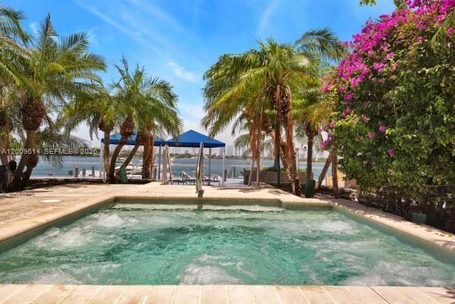 1200 West Ave , Unit 423, Miami Beach, FL 33139 Photo