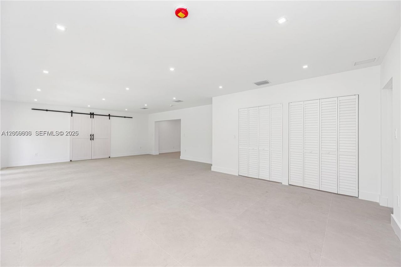 11835 SW 37th St , Miami, FL 33175 Photo