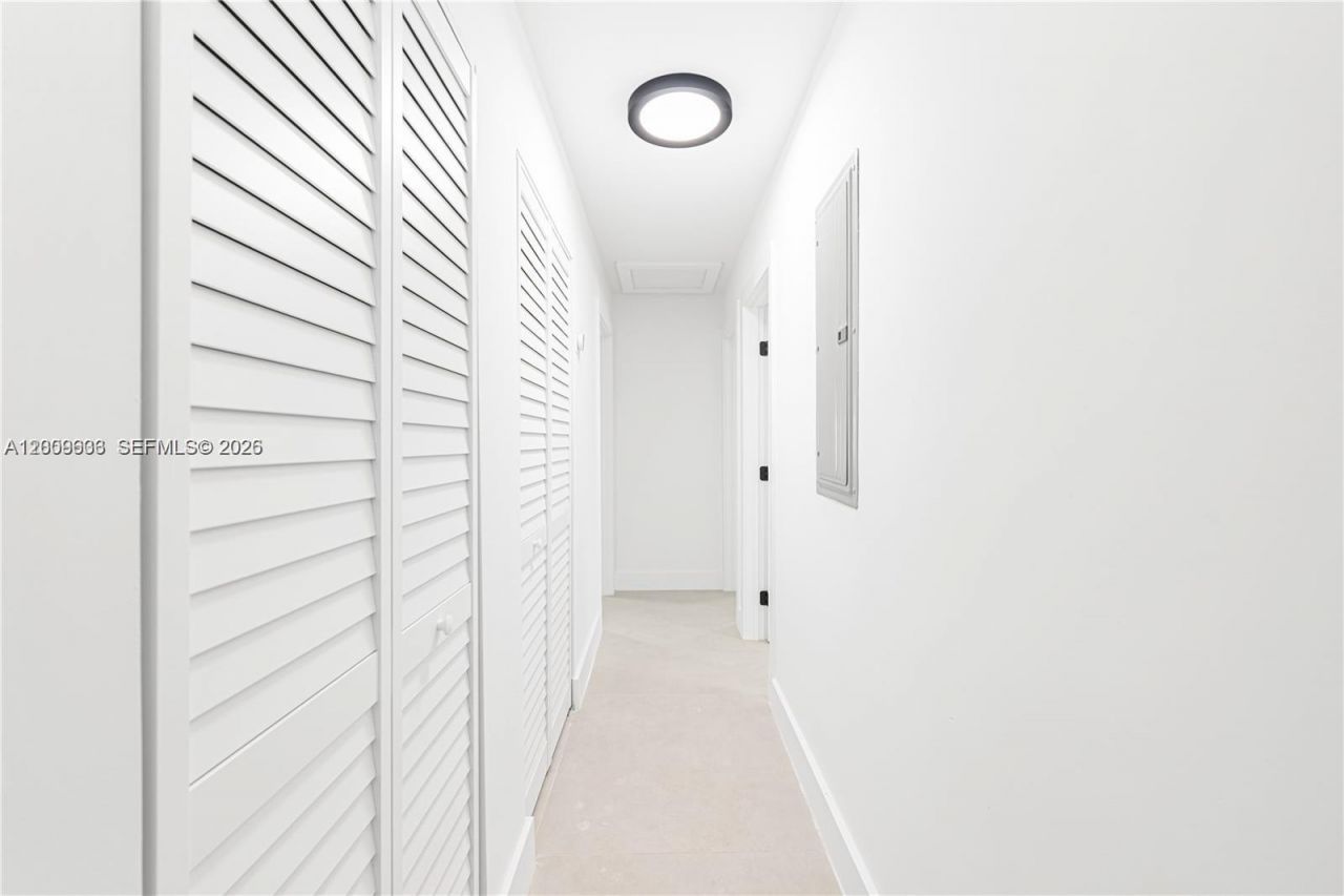 11835 SW 37th St , Miami, FL 33175 Photo