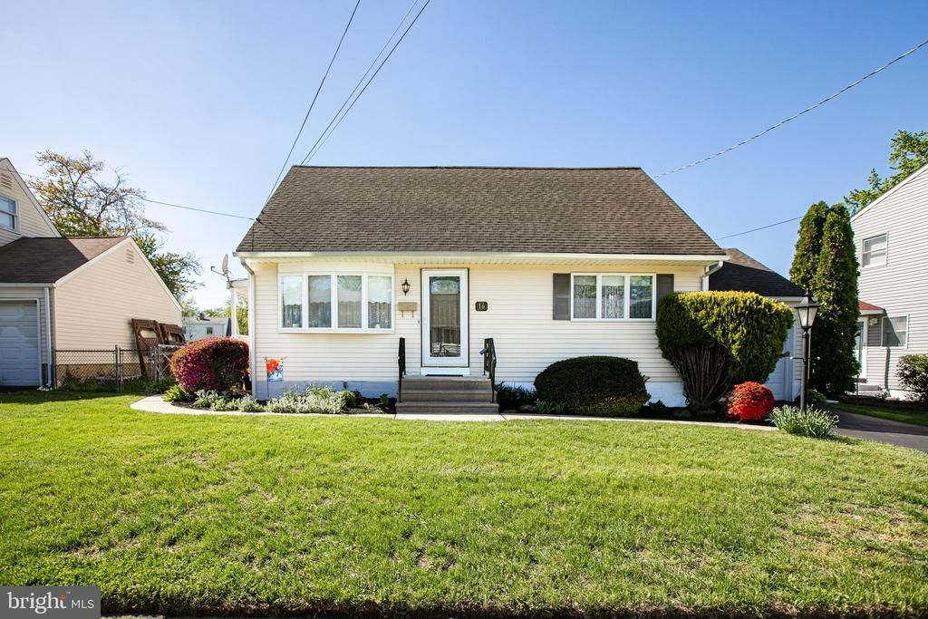 16 Tappan Avenue, Hamilton, NJ 08690 Main Photo