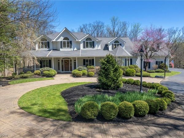 8481 Timber Trail , Brecksville, OH 44141