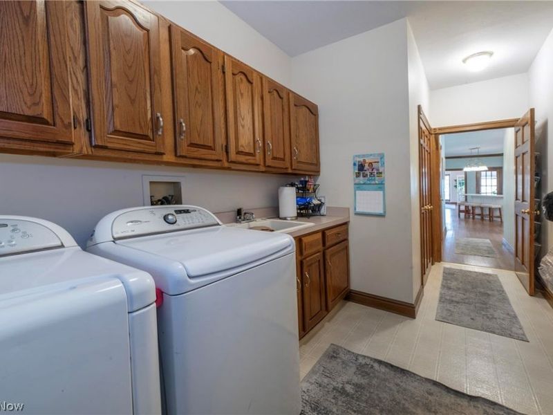 8481 Timber Trail , Brecksville, OH 44141 Photo 15