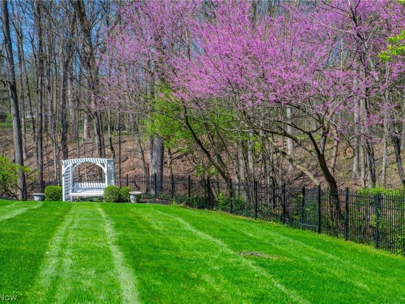 8481 Timber Trail , Brecksville, OH 44141 Photo 40