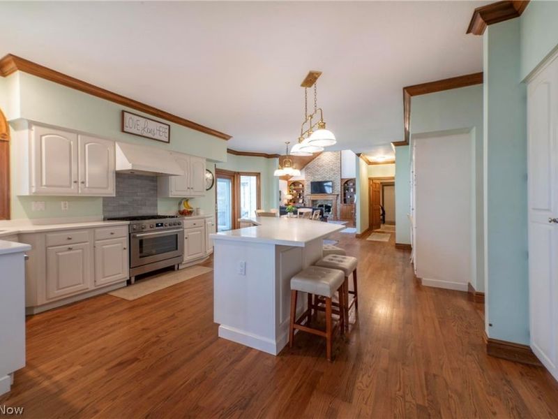 8481 Timber Trail , Brecksville, OH 44141 Photo 8