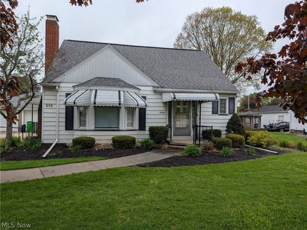 616 Maple Avenue NW, Strasburg, OH 44680
