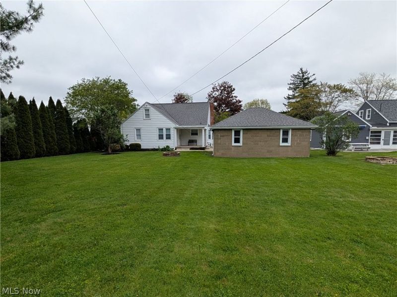 616 Maple Avenue NW, Strasburg, OH 44680 Photo 3