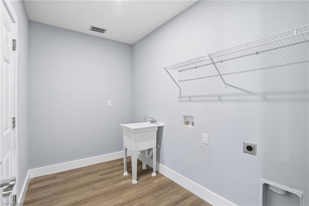 2720 NW 20th Ter, Cape Coral, FL 33993 Photo