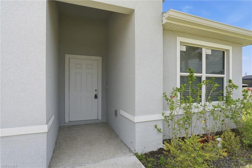 2720 NW 20th Ter, Cape Coral, FL 33993 Photo