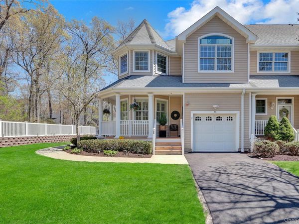 58 Blair Road , Unit 58, East Setauket, NY 11733