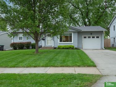 3417 S 130 Street , Omaha, NE 68144