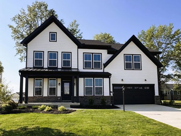 8272 Greenhill Way, Sunbury, OH 43074