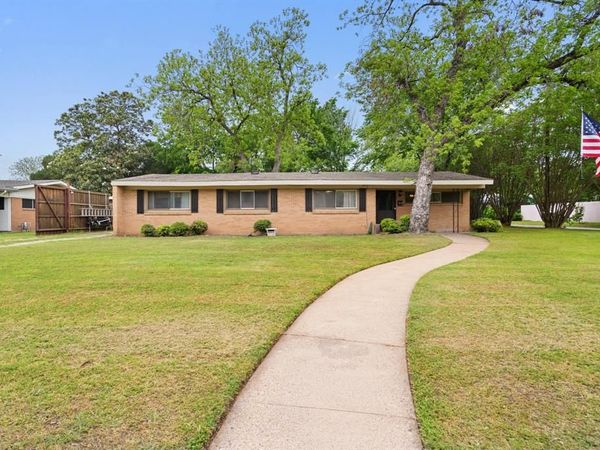 717 Van Horn Drive, Irving, TX 75060