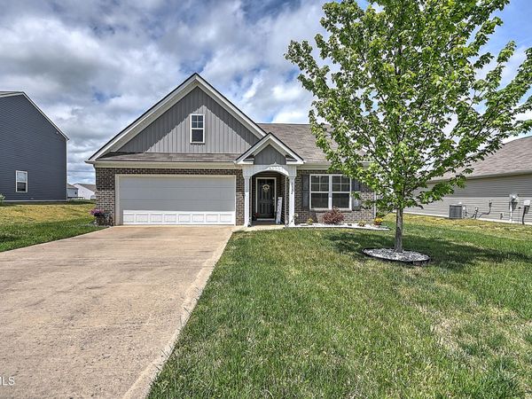 3132 Phillips Way, Kingsport, TN 37664