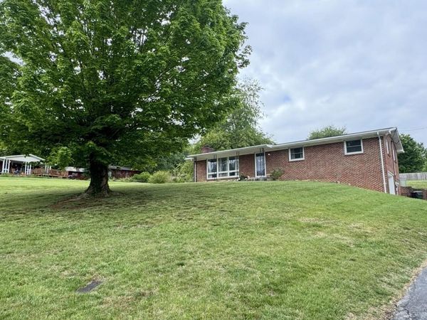 138 Richard Street, Gray, TN 37615