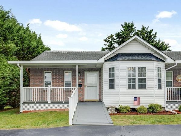 617 Race Street, Unit 1, Elizabethton, TN 37643