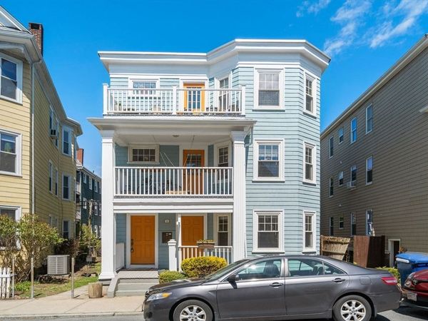 16 Woodlawn St, Unit 1, Boston, MA 02130