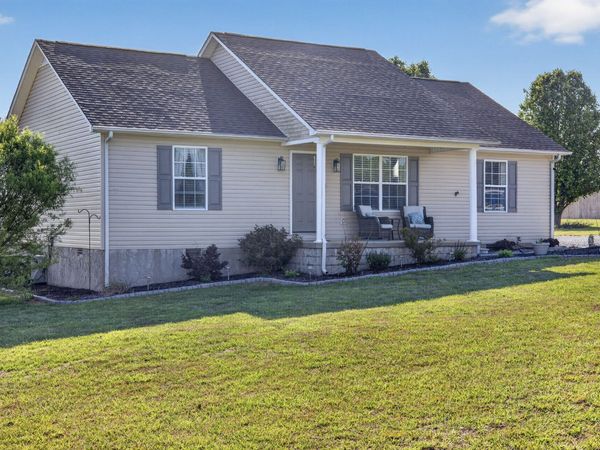 15501 Old Kentucky Rd , Walling, TN 38587