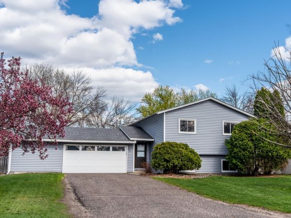 9724 Washburn Avenue N, Brooklyn Park, MN 55444