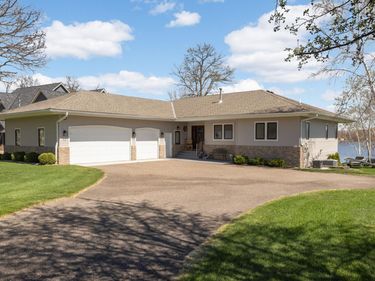27225 Bayshore Drive NW, Isanti, MN 55040