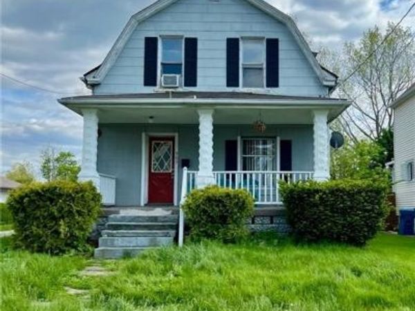 903 W 11th Street, Lorain, OH 44052