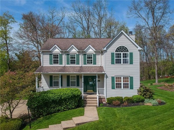 501 Saint Phillips Ct, Cranberry Twp, PA 16066