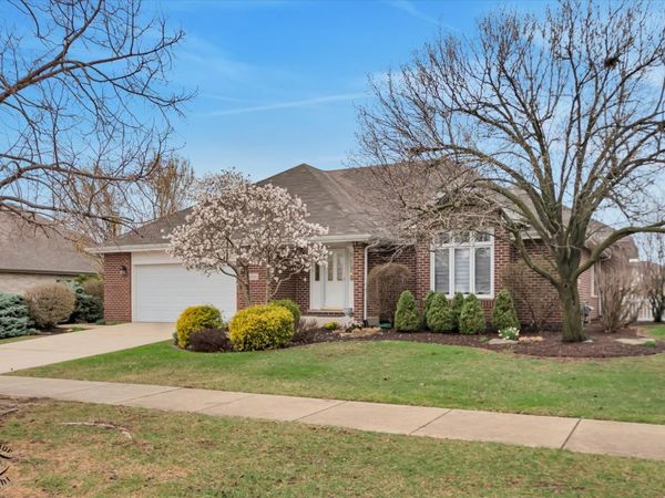 8200 Brookside Glen Drive , Tinley Park, IL 60487