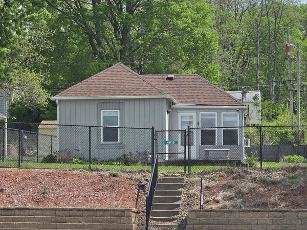 4019 11th Street , Rock Island, IL 61201