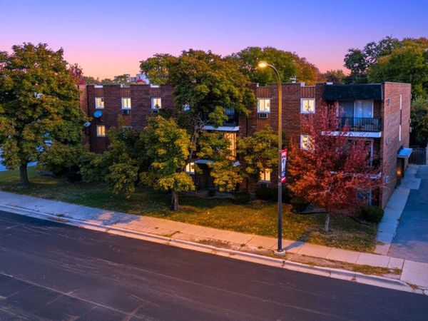 9721 S Cicero Avenue , Unit 3E, Oak Lawn, IL 60453