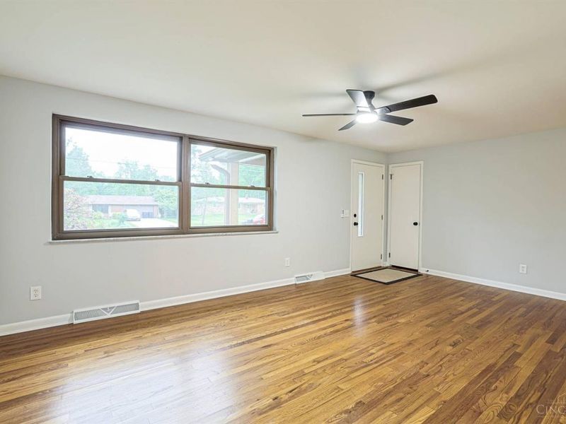 1213 Teakwood Drive, Miami Twp, OH 45150 Photo 7