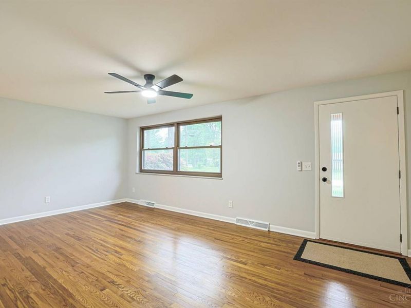 1213 Teakwood Drive, Miami Twp, OH 45150 Photo 8