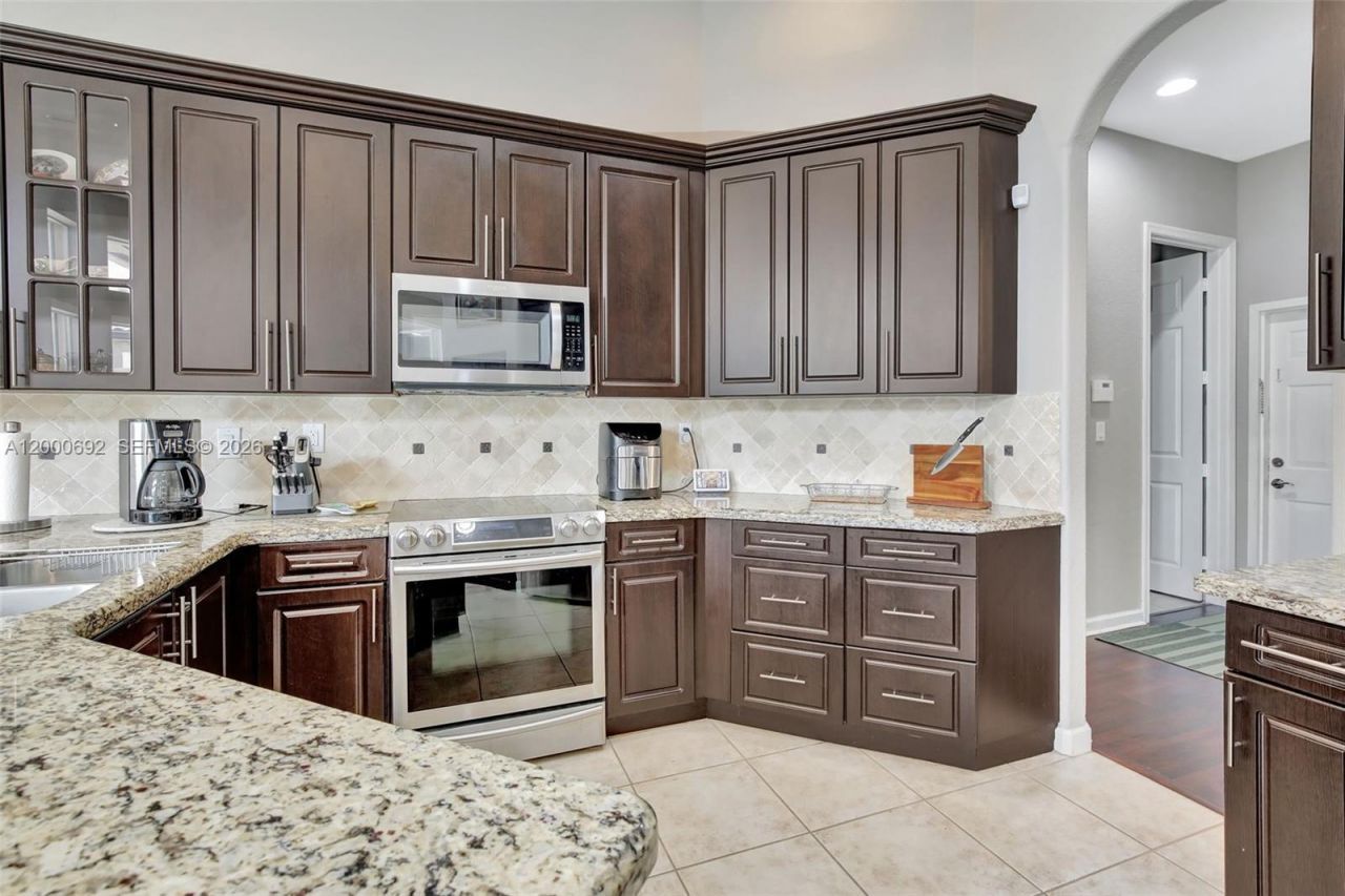 3060 SW 195th Ter , Miramar, FL 33029 Photo