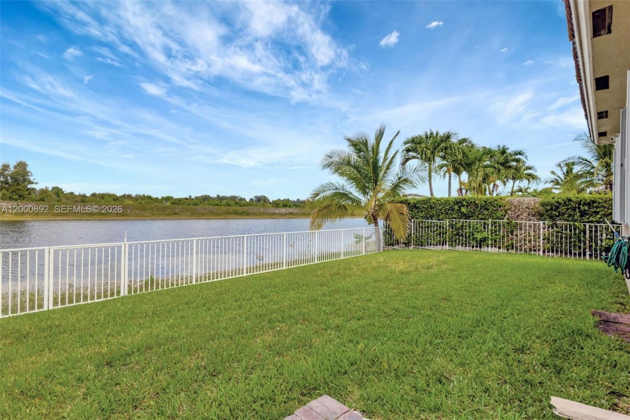 3060 SW 195th Ter , Miramar, FL 33029 Photo