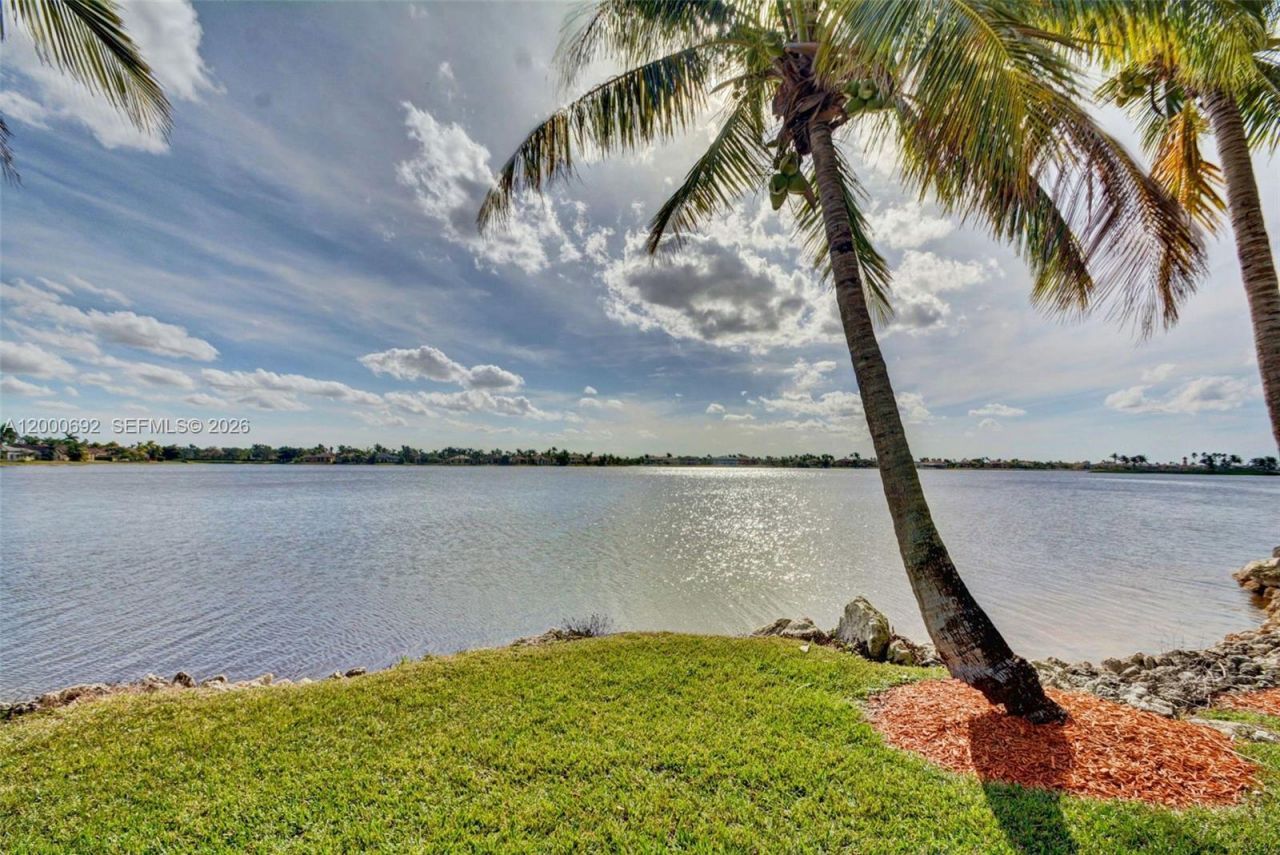 3060 SW 195th Ter , Miramar, FL 33029 Photo