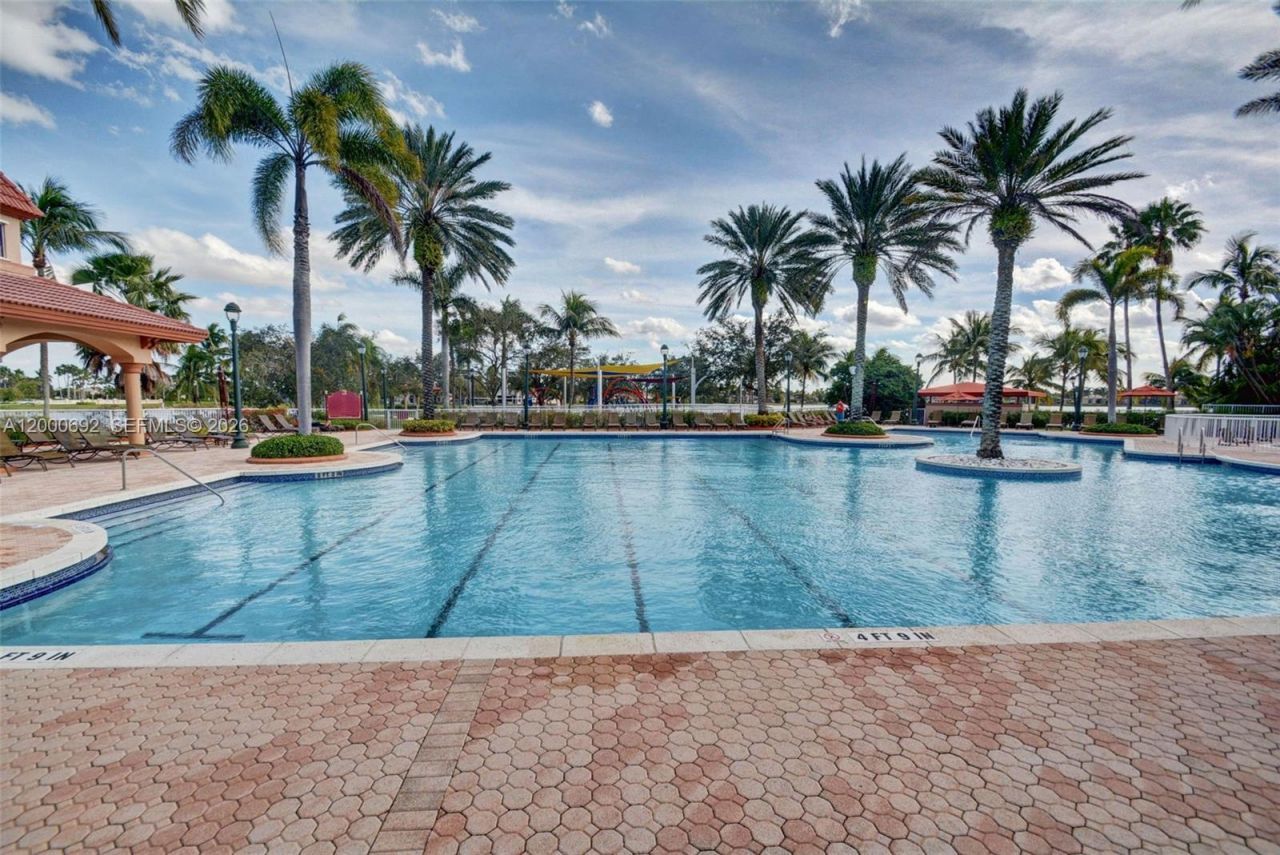 3060 SW 195th Ter , Miramar, FL 33029 Photo