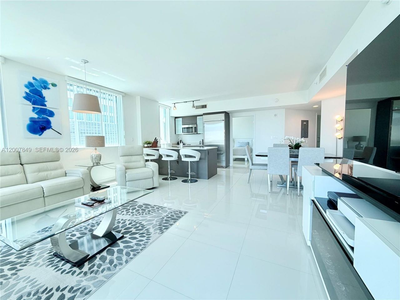 500 Brickell Ave, Unit 802, Miami, FL 33131 Photo