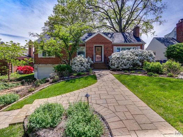 4 Winnetka Lane, Glendale, MO 63122