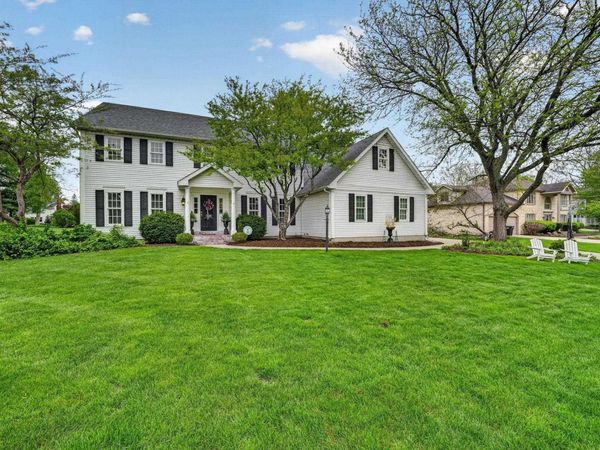 15587 Signal Hill Court, Granger, IN 46530