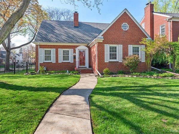 24540 Emerson Street, Dearborn, MI 48124