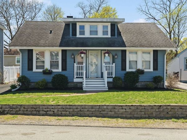 19 Lake Shore Dr, Weymouth, MA 02189