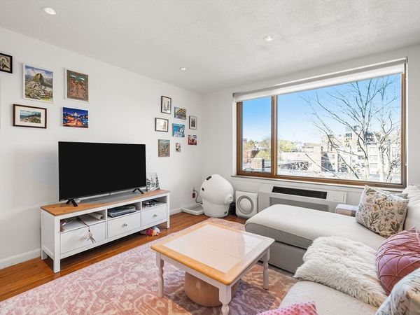 216 St Paul, Unit 502, Brookline, MA 02446