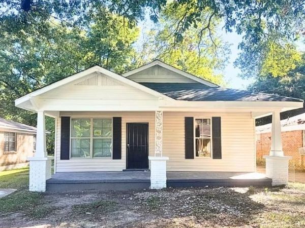 1492 N TREZEVANT ST, Memphis, TN 38108