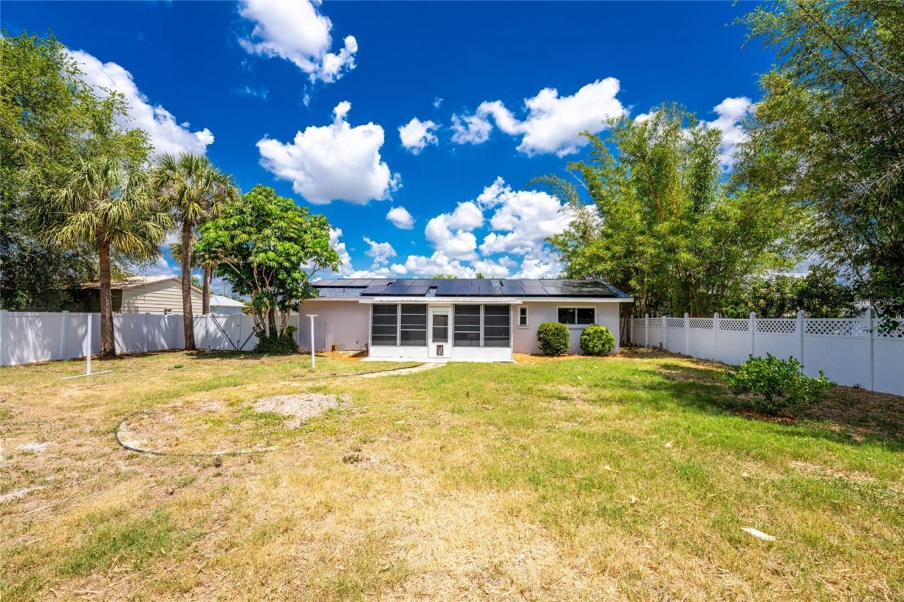 557 Magnolia Avenue Nw, Port Charlotte, FL 33952 Photo