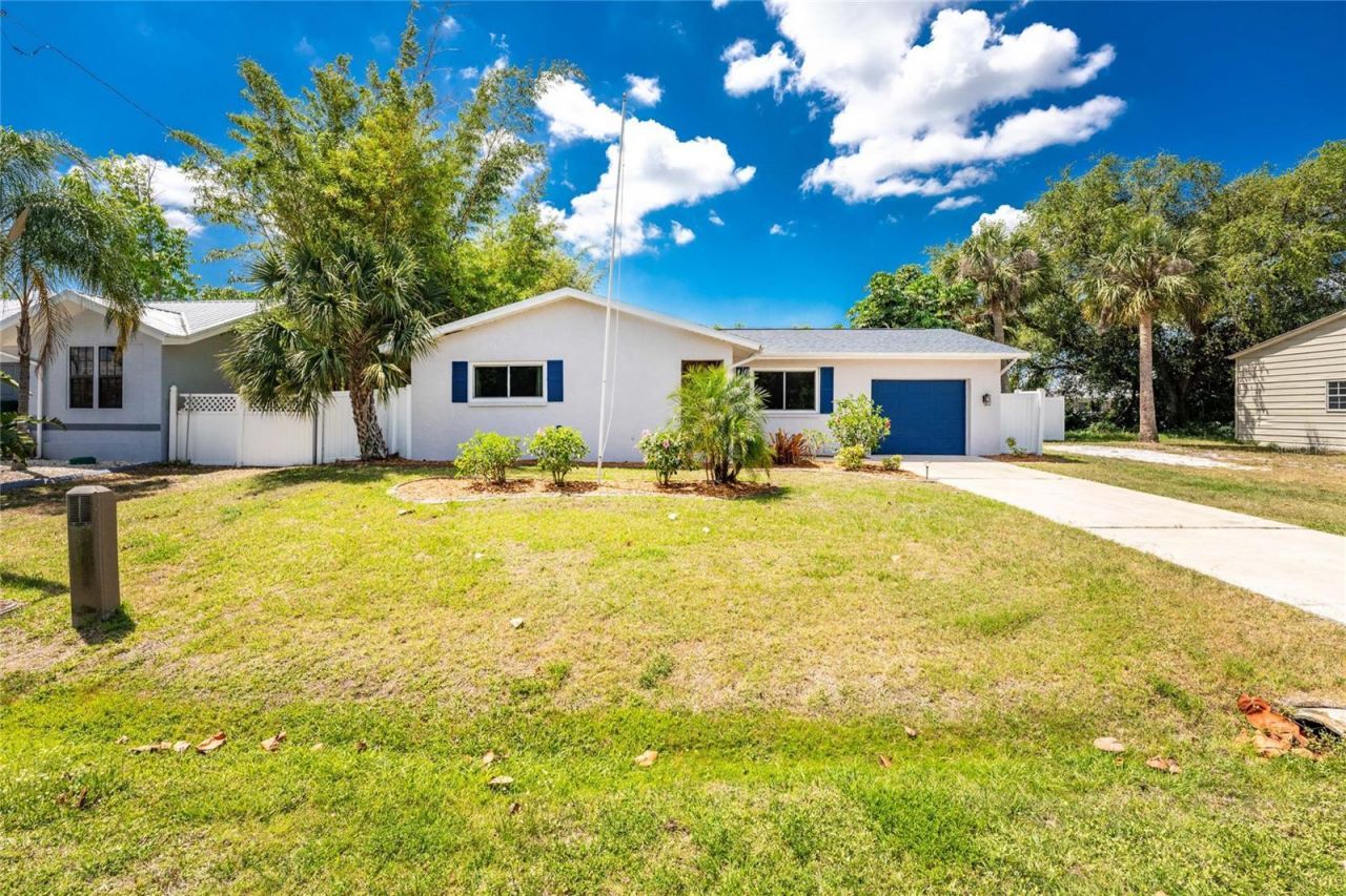 557 Magnolia Avenue Nw, Port Charlotte, FL 33952 Photo