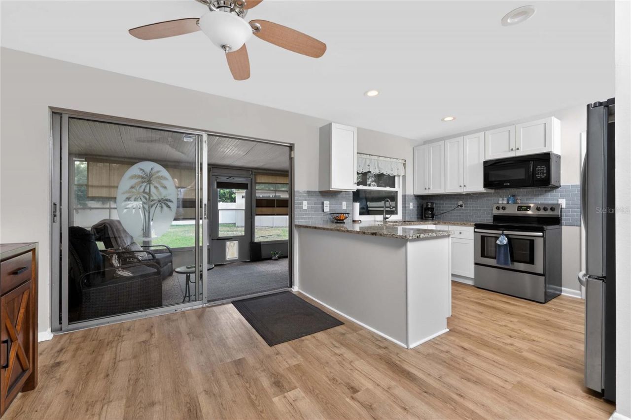 557 Magnolia Avenue Nw, Port Charlotte, FL 33952 Photo