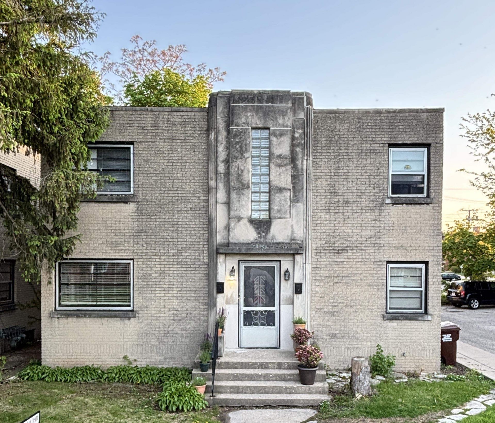 216 Carlton Terrace, Rockford, IL 61103 Main Photo