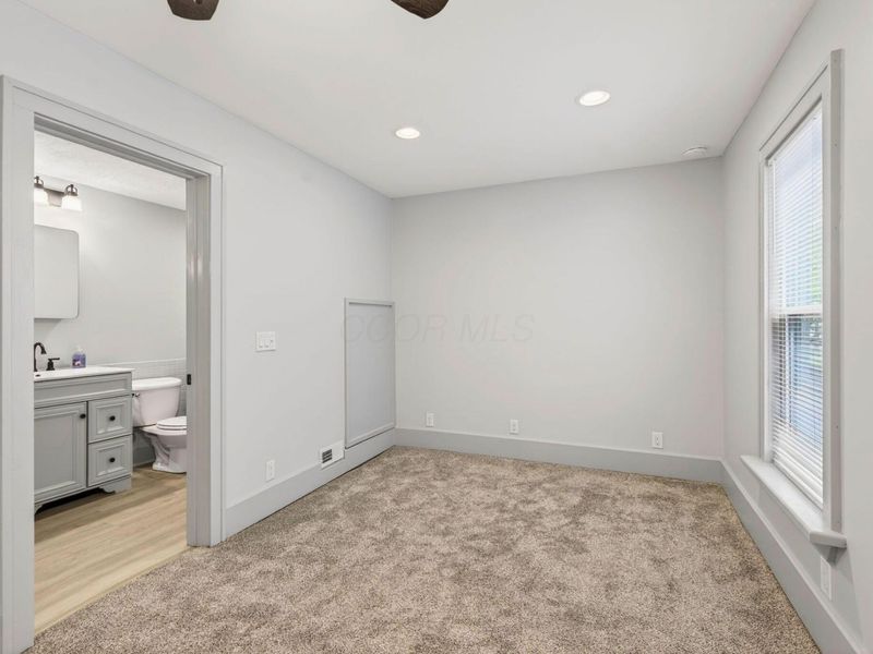 136 Olentangy Street , Columbus, OH 43202 Photo 28