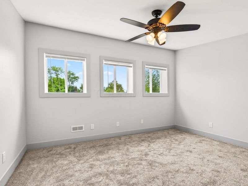 136 Olentangy Street , Columbus, OH 43202 Photo 35