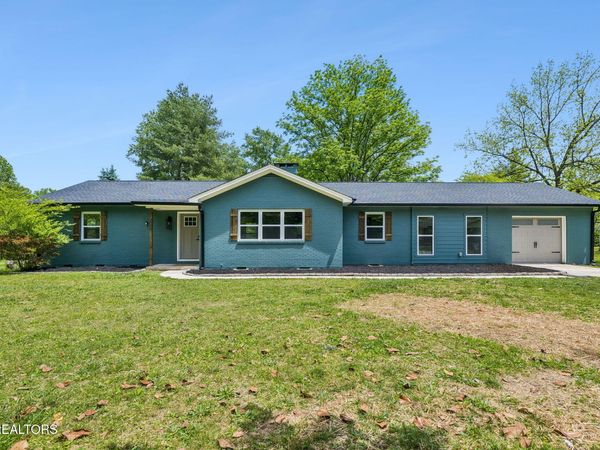 114 Lone Oak Drive, Harriman, TN 37748