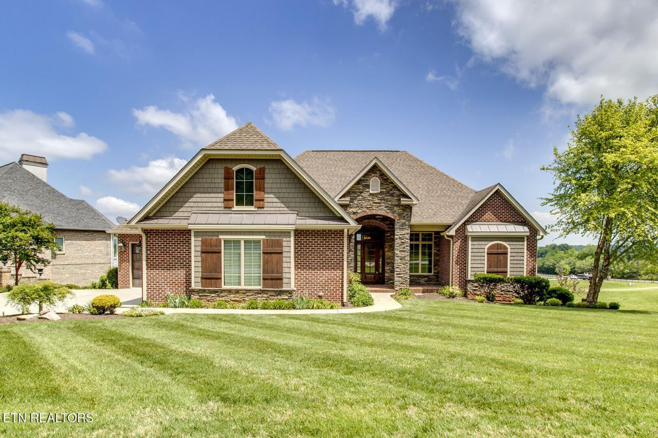 124 Eagle Circle, Vonore, TN 37885 Main Photo