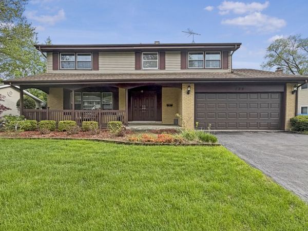 17W525 Concord Place , Darien, IL 60561